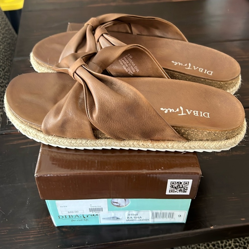Brand new Diba True brandy leather sandals size women’s 9